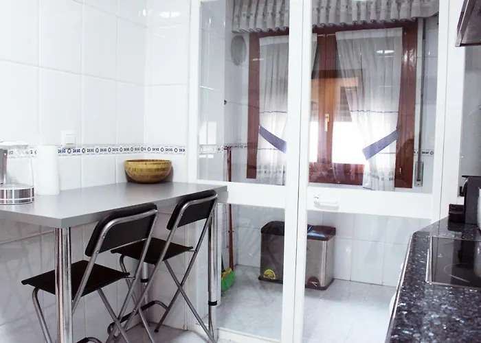 Lasai Con Parking Directo Бильбао