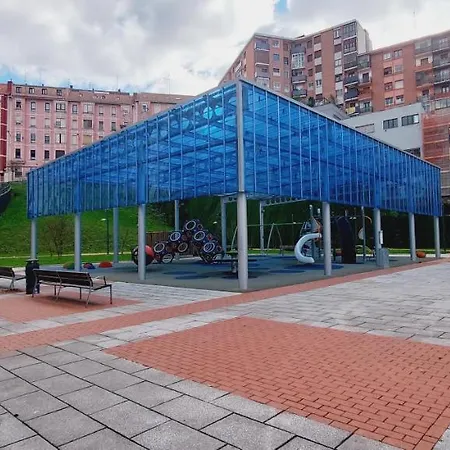 Апартаменти Lasai Con Parking Directo Більбао